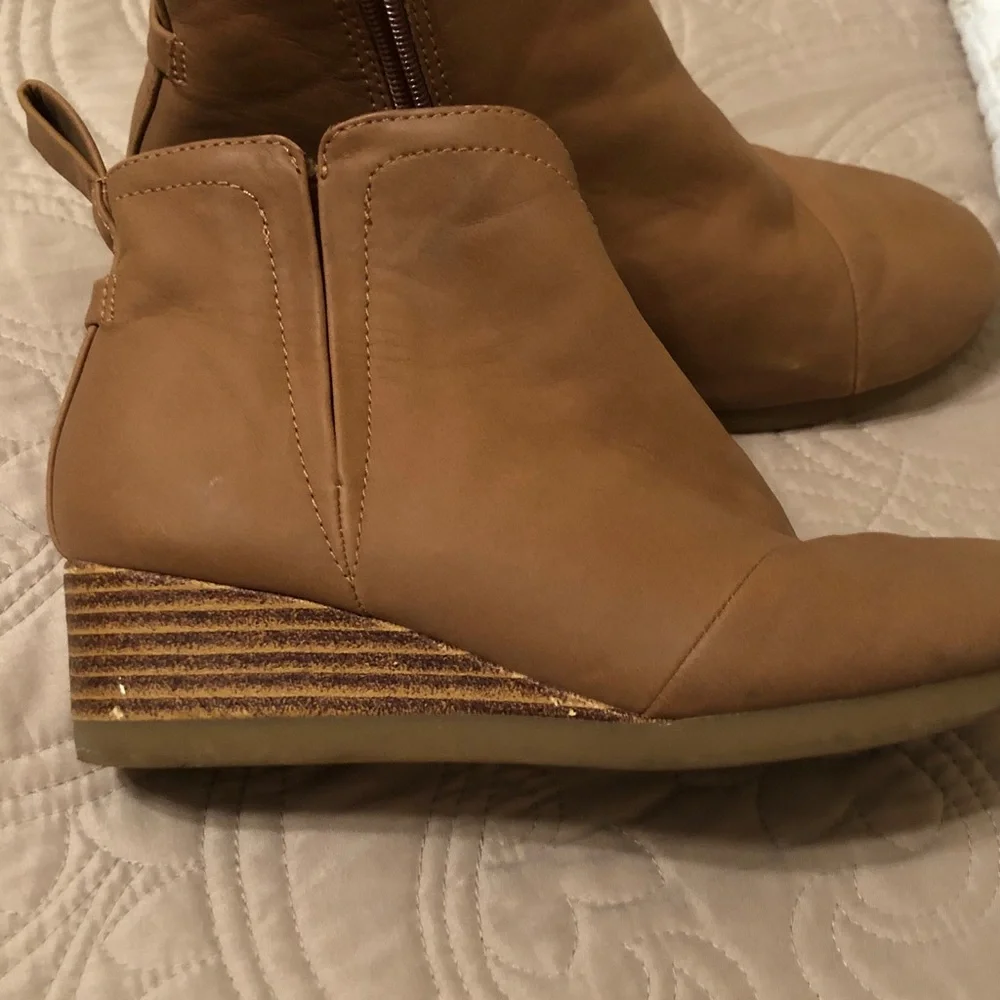 Toms Girls Tan Wedge Ankle Boots